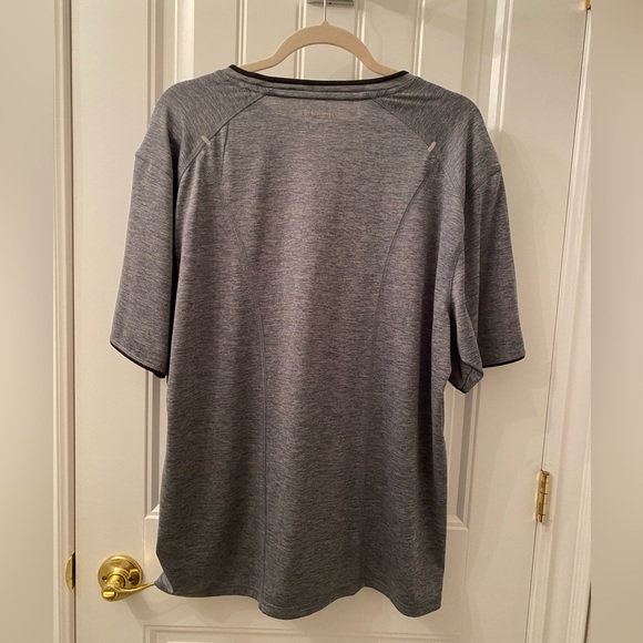 NWOT MEN’S SIZE XL CHAMPION NAVY T SHIRT - Picture 10 of 11